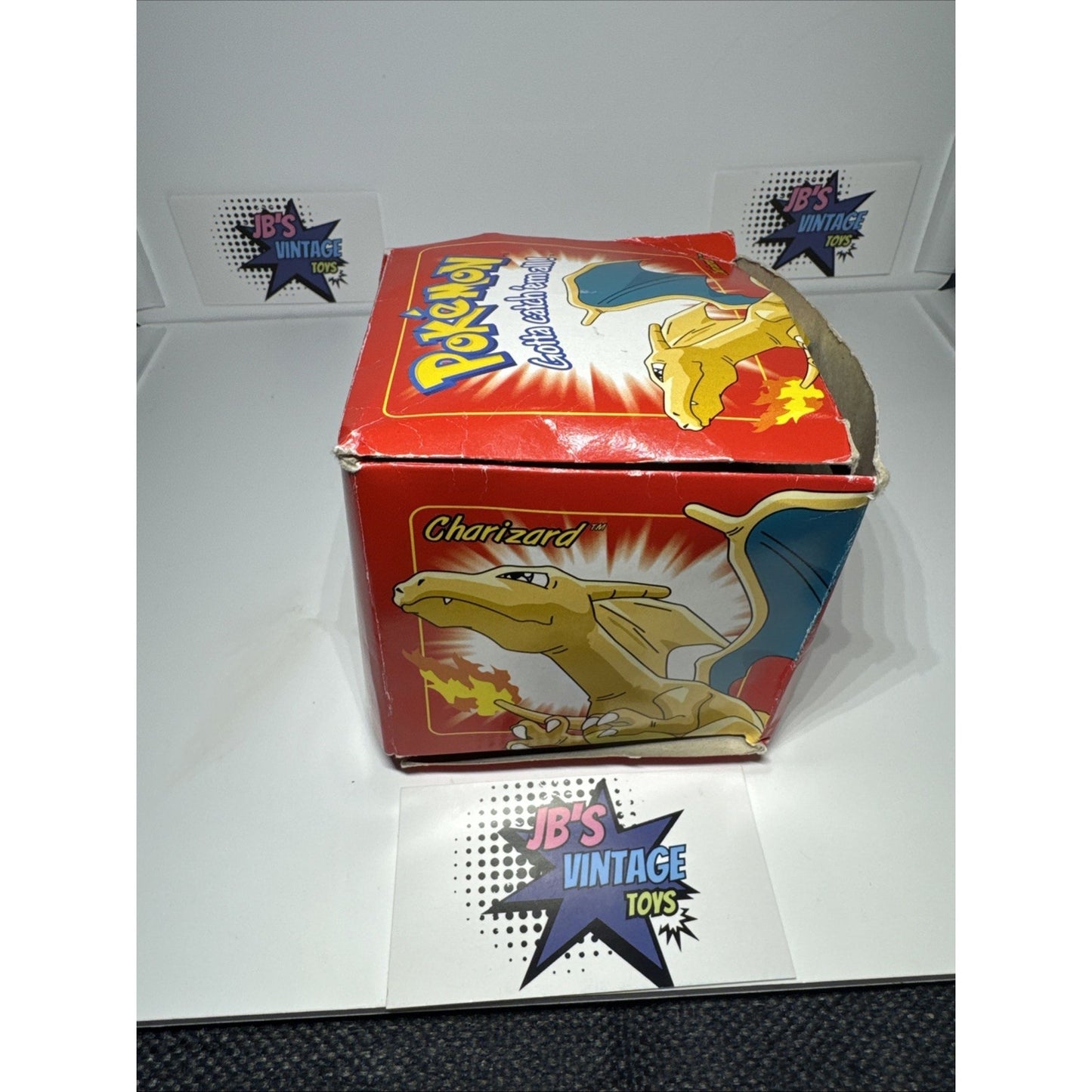Pokémon Gotta catch 'em all Limited Edition Charizard Box