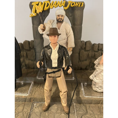 Vintage 1982 Lot 10 Kenner Indiana Jones/Marion/TOHT/ Sallah Some COMPLETE