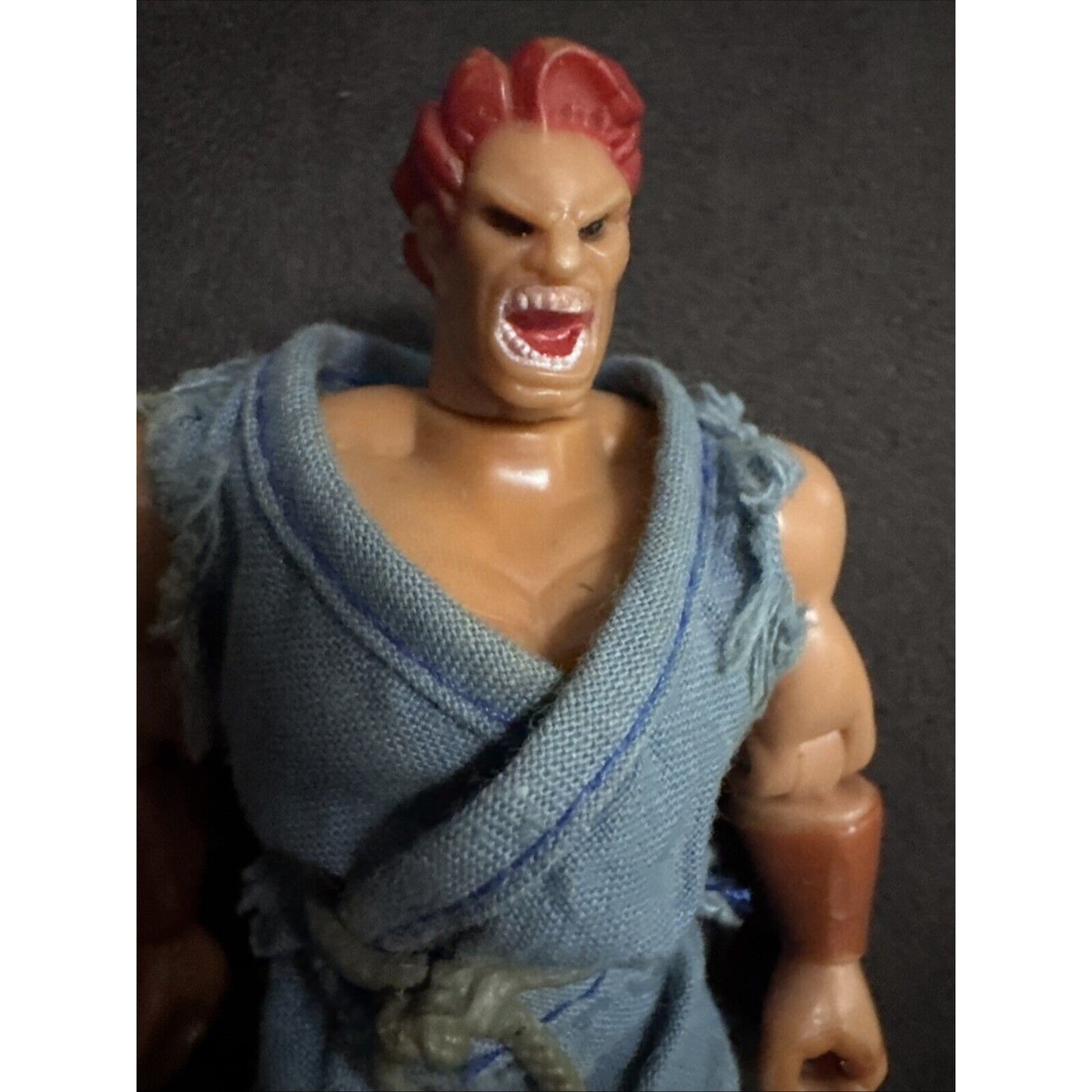 Rare Toy Biz Capcom Marvel X-Men vs Street Fighter Akuma 1998 w/ Robe