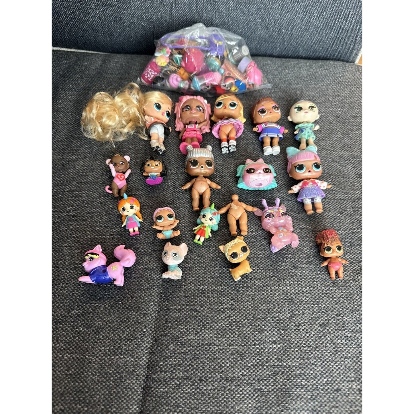 MIXED Lot Of OMG Lol Surprise Dolls, Accessories, Shoes, Pets, Baby, & A Kindli