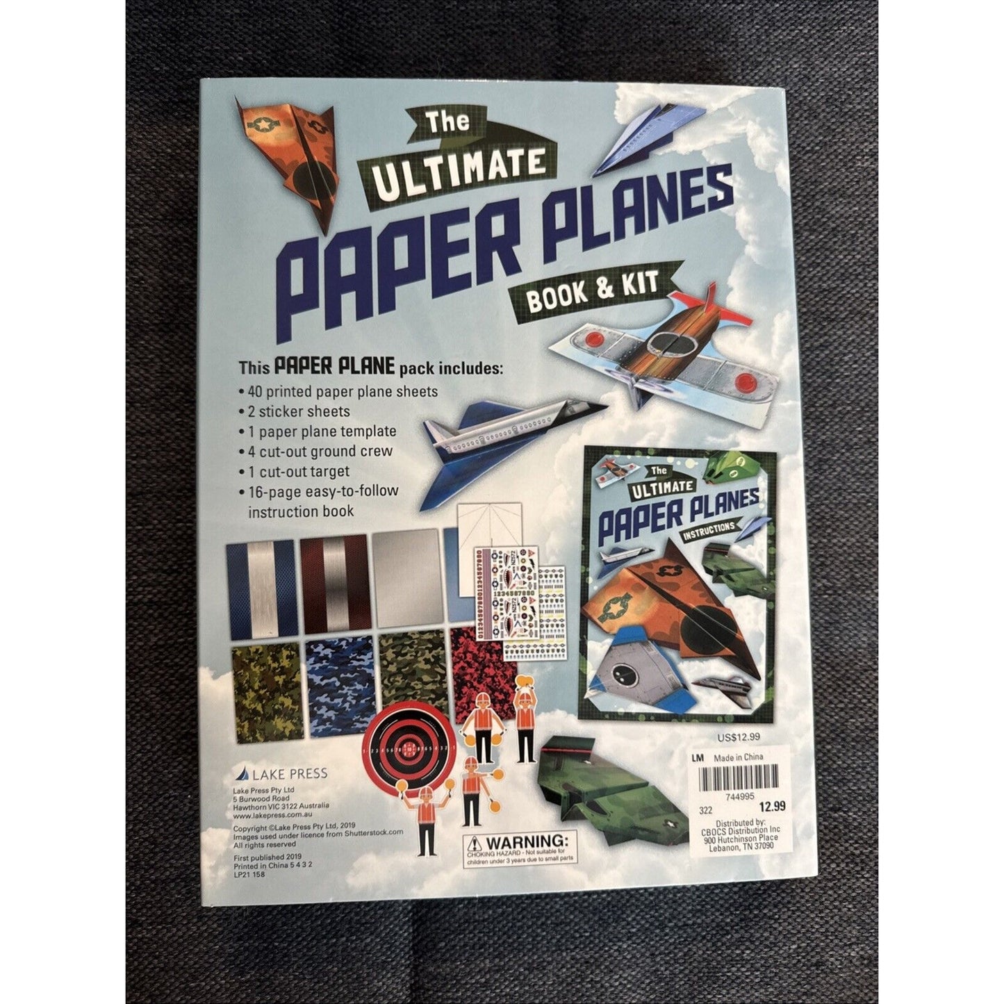 The Ultimate Paper Planes Book and Kit