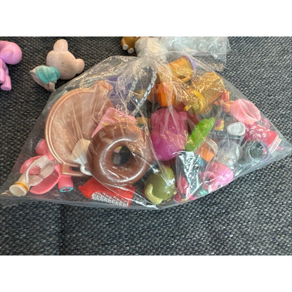 MIXED Lot Of OMG Lol Surprise Dolls, Accessories, Shoes, Pets, Baby, & A Kindli